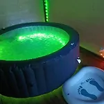 Adam - Jacuzzi Dodatkowo Platne Koscierzyna