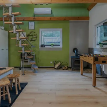 Adam - Kozy 펜션 코시에르지나